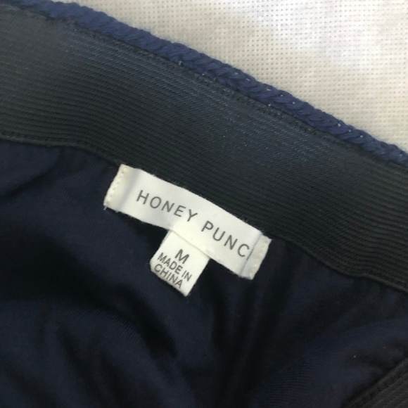 Boho Crochet Pompom Mini Skirt Medium - Picture 2 of 4